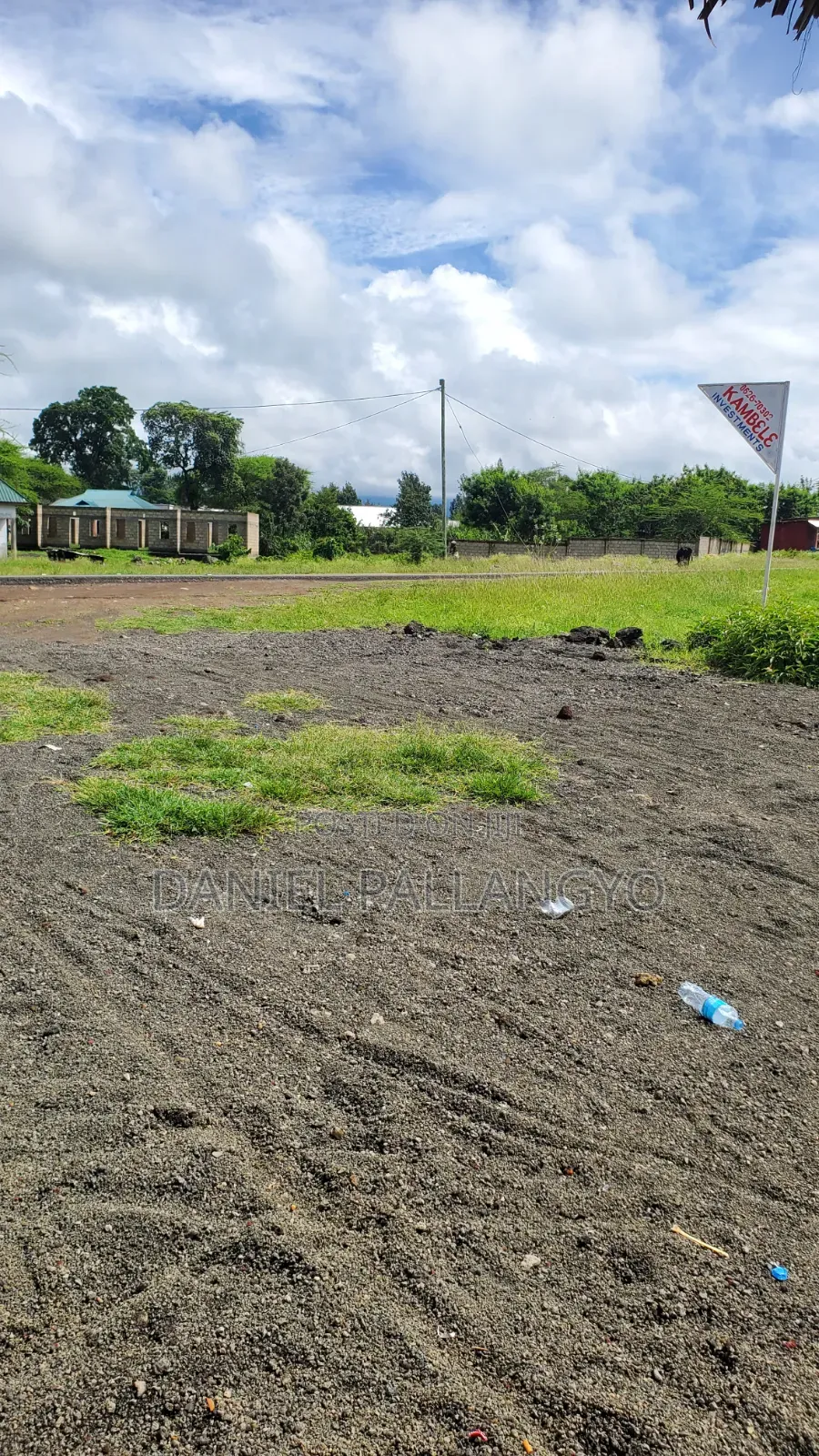 Viwanja Bora Ndani Ya Kikatiti 1.5 Km