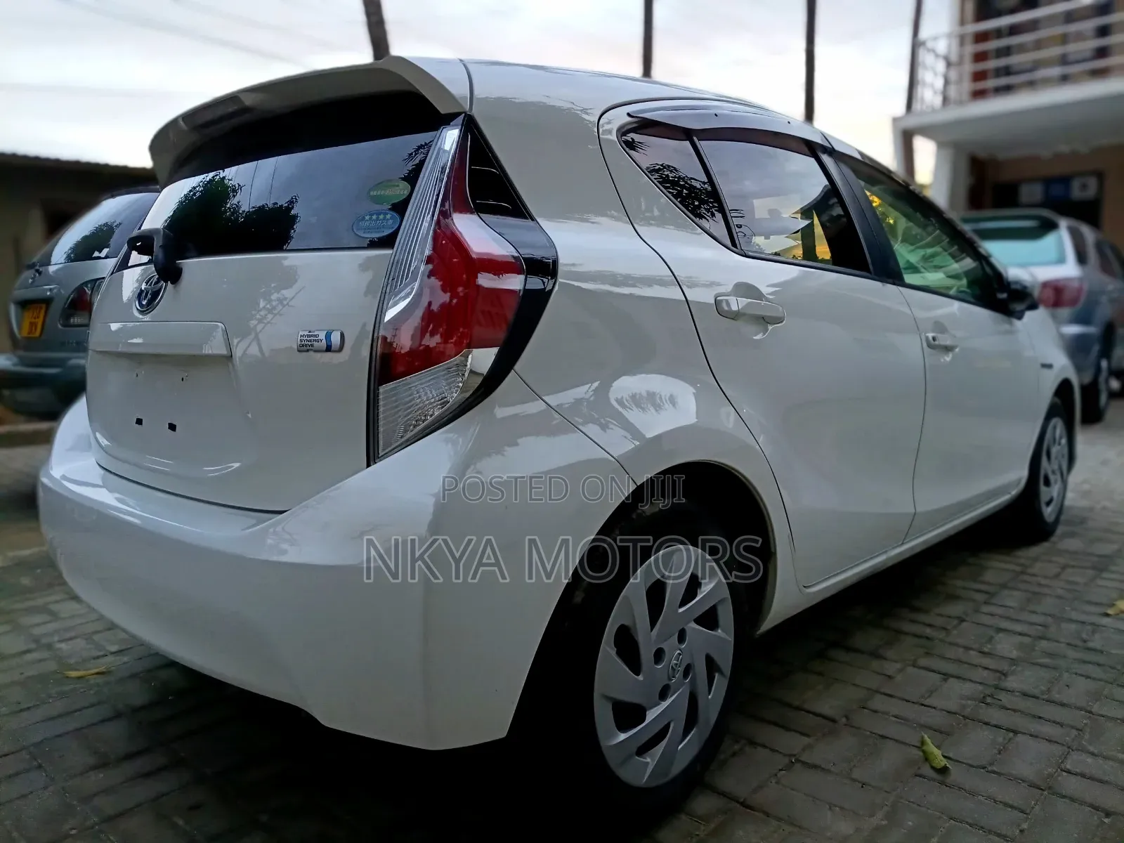 Toyota Aqua 2017 White