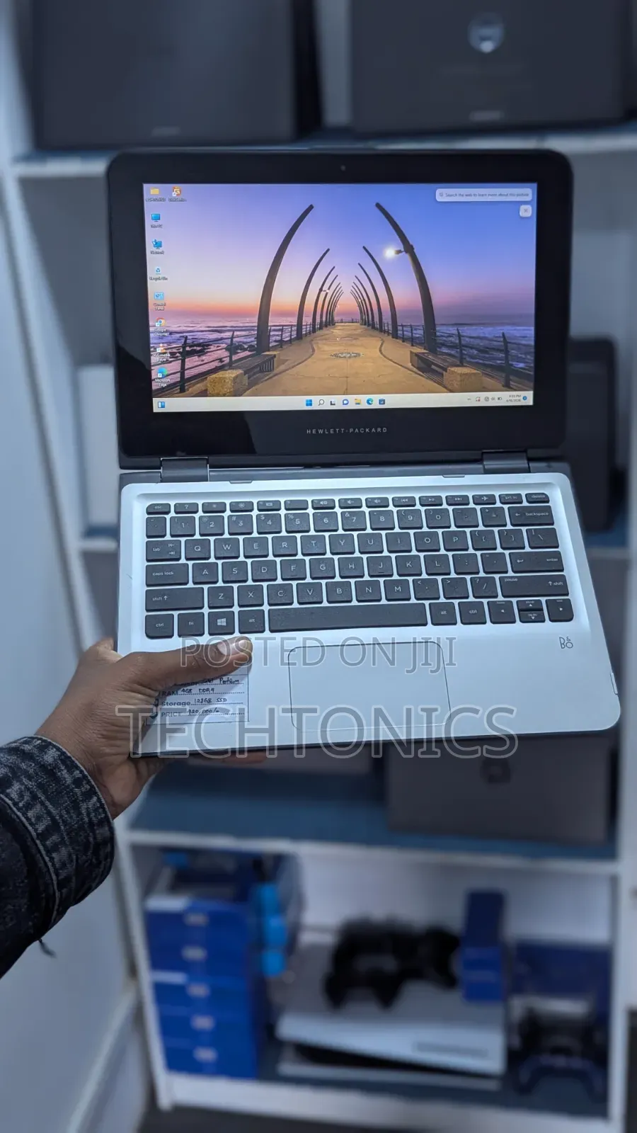 Laptop HP x360 310 G2 4GB Intel SSD 128GB