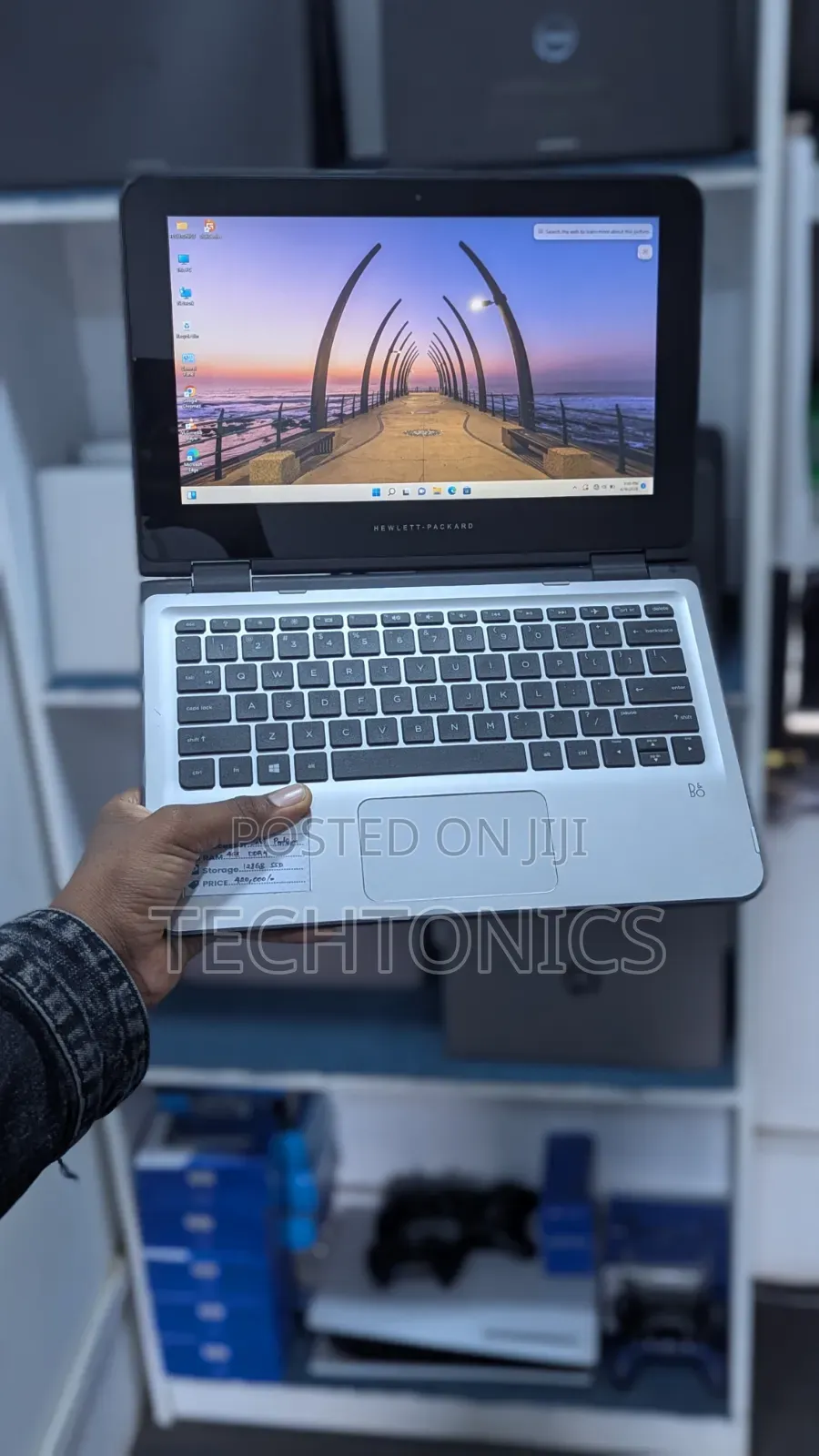 Laptop HP x360 310 G2 4GB Intel SSD 128GB