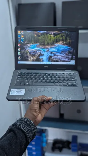 Laptop Dell Latitude 3301 4GB Intel Core i3 SSD 128GB