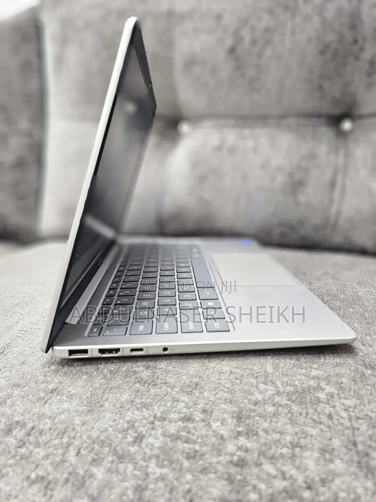 New Laptop HP 14-ep0063 8GB Intel Core i5 SSD 256GB