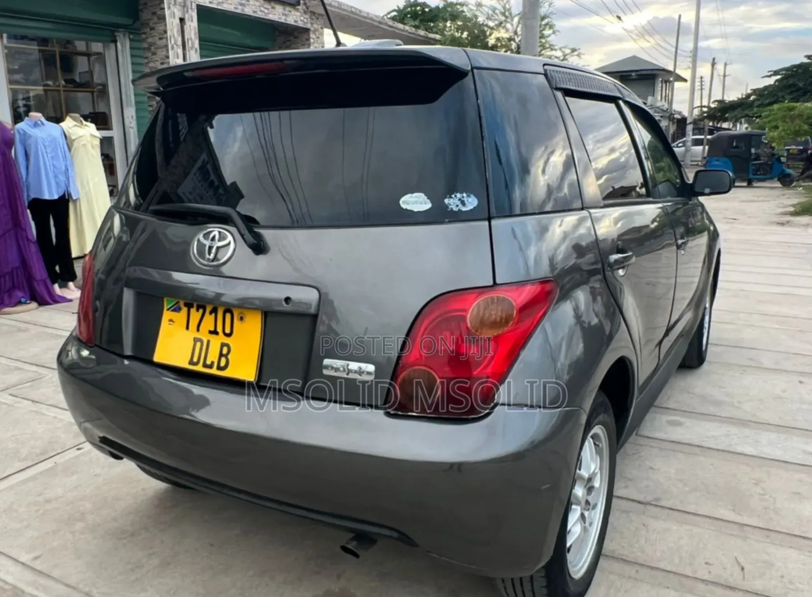Toyota IST 2004 Gray