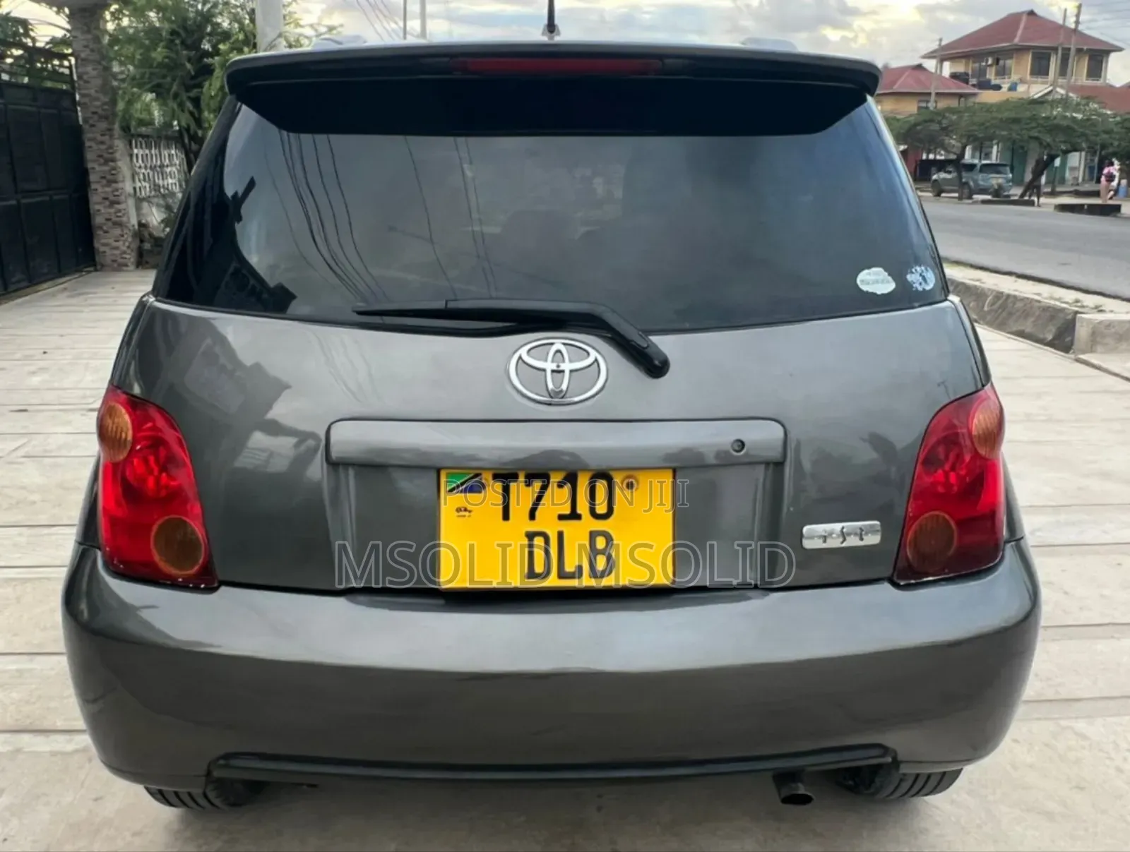 Toyota IST 2004 Gray