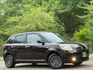 Mazda Verisa 2005 Black