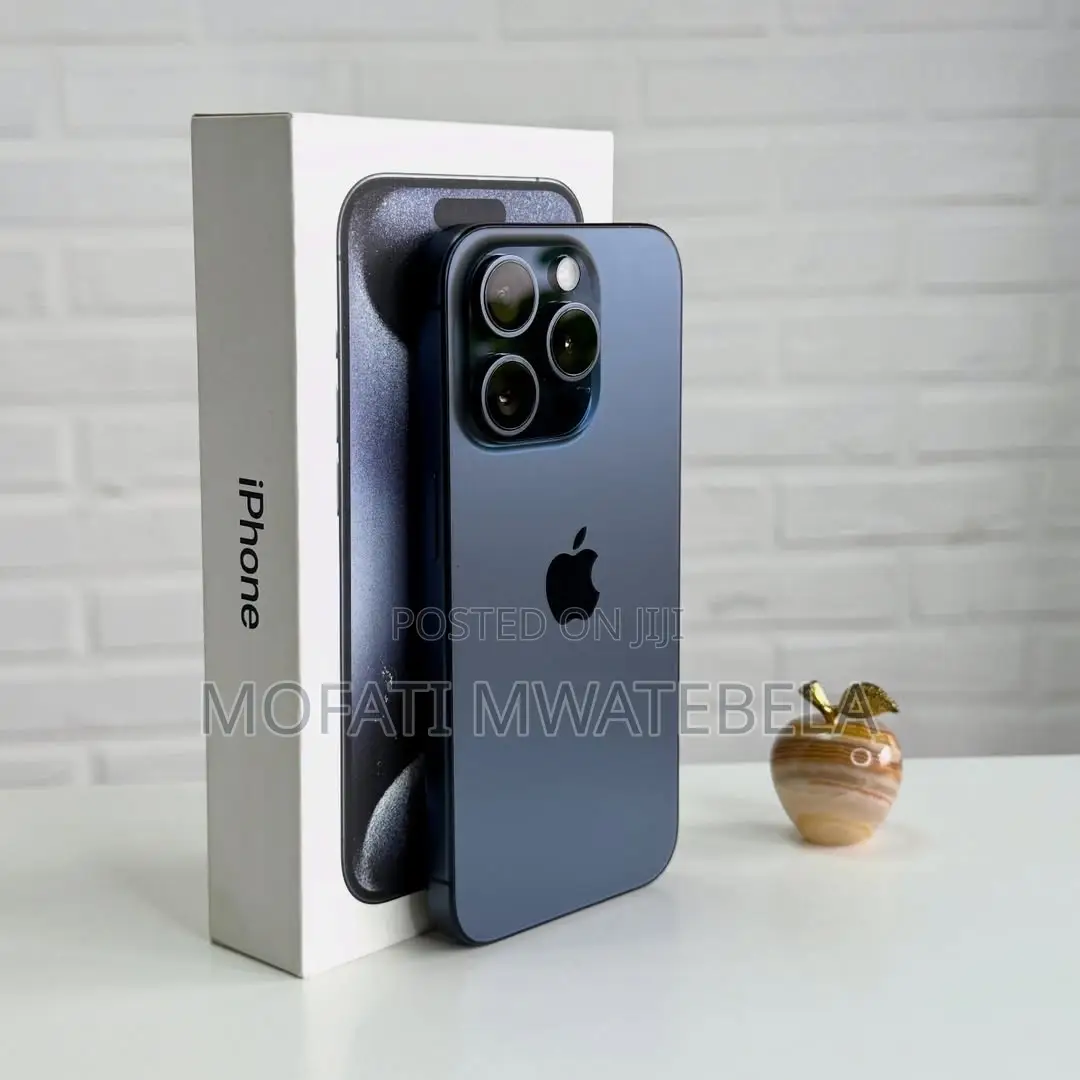 New Apple iPhone 15 Pro Max 256 GB Blue