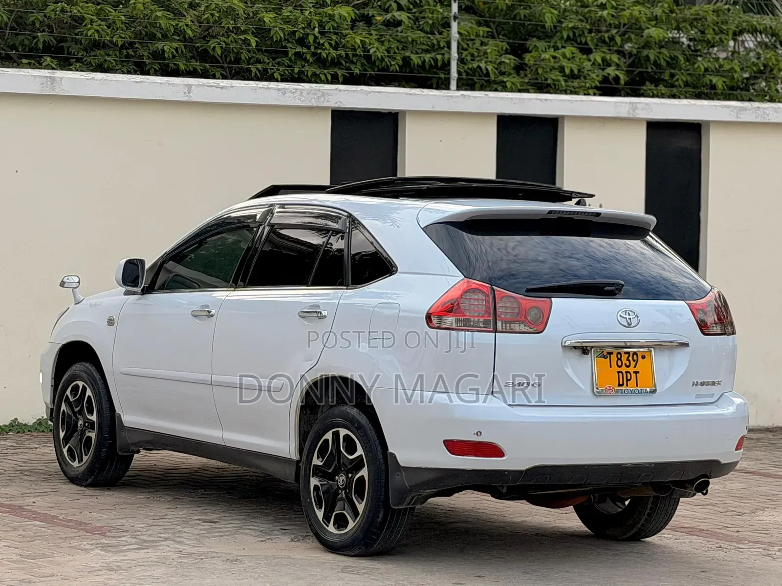 Toyota Harrier 2006 White