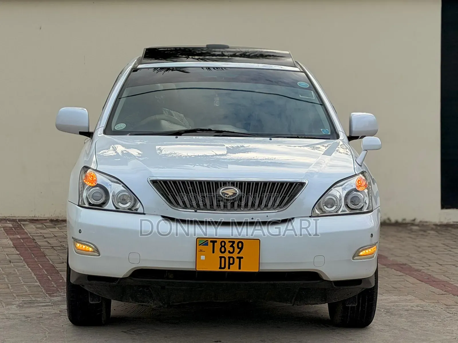 Toyota Harrier 2006 White