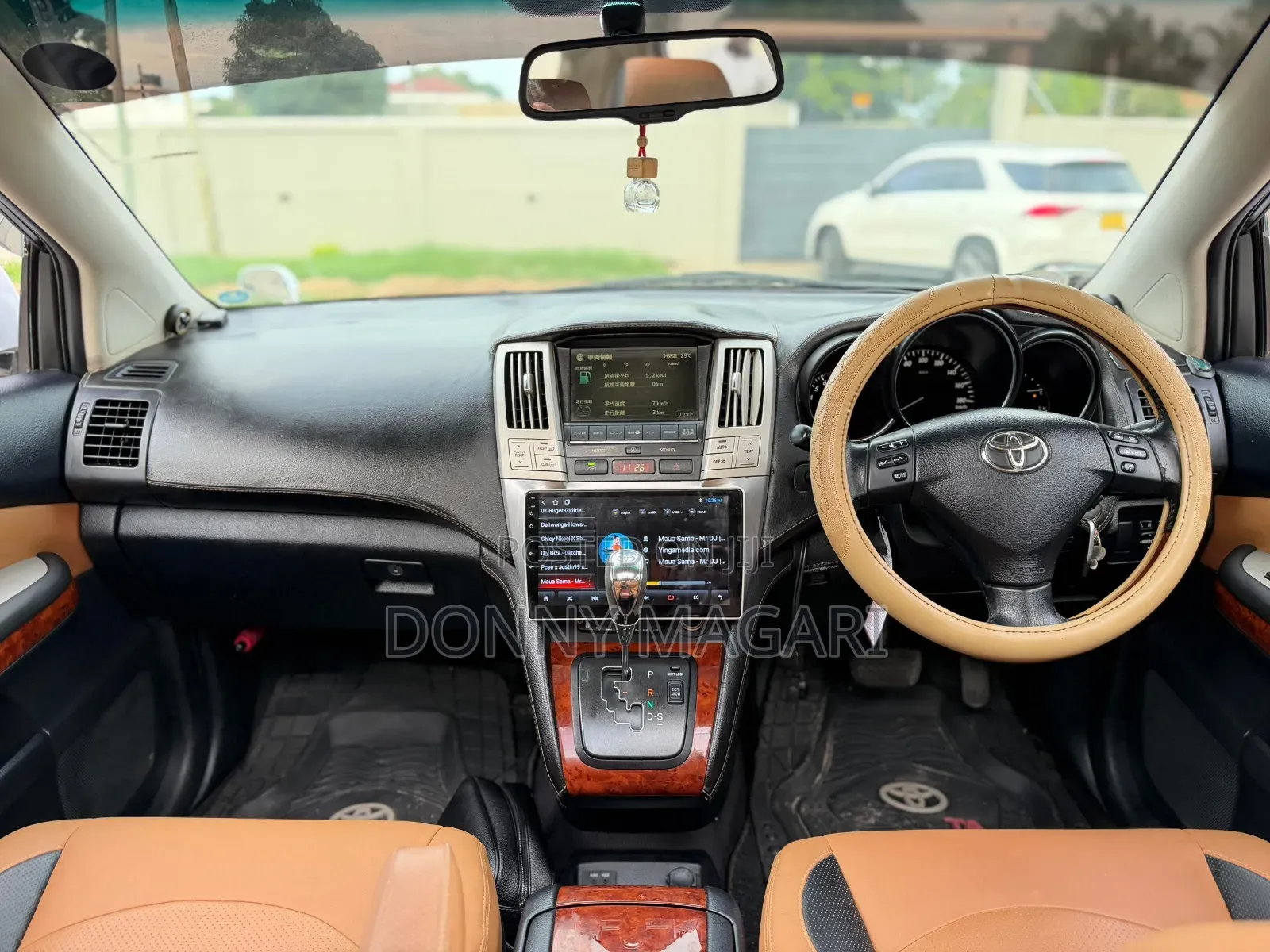 Toyota Harrier 2006 White