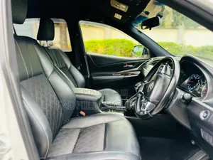 Toyota Harrier 2015 White