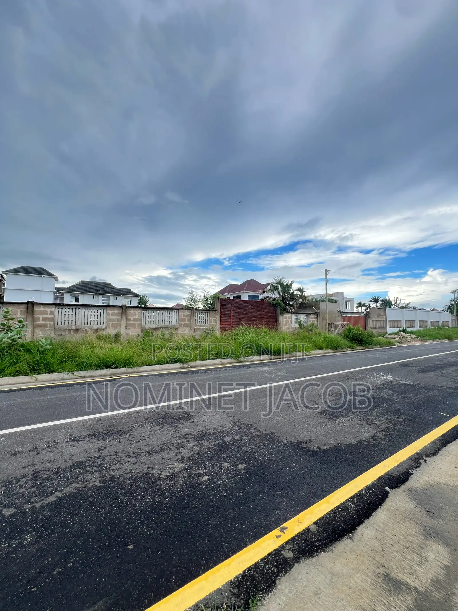 Plot for Sale CQMT 1500 Bei Million