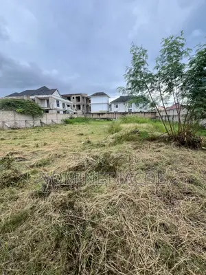 Plot for Sale CQMT 1500 Bei Million