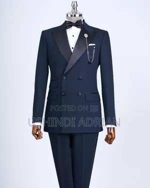 Men Suit–Classic ElegantBei: 200,000/= TSH
