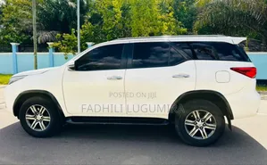 Toyota Kluger 2022 White