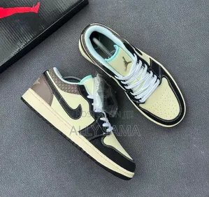 Men's Sneakers Jordan 1 Low Cut Material Leather