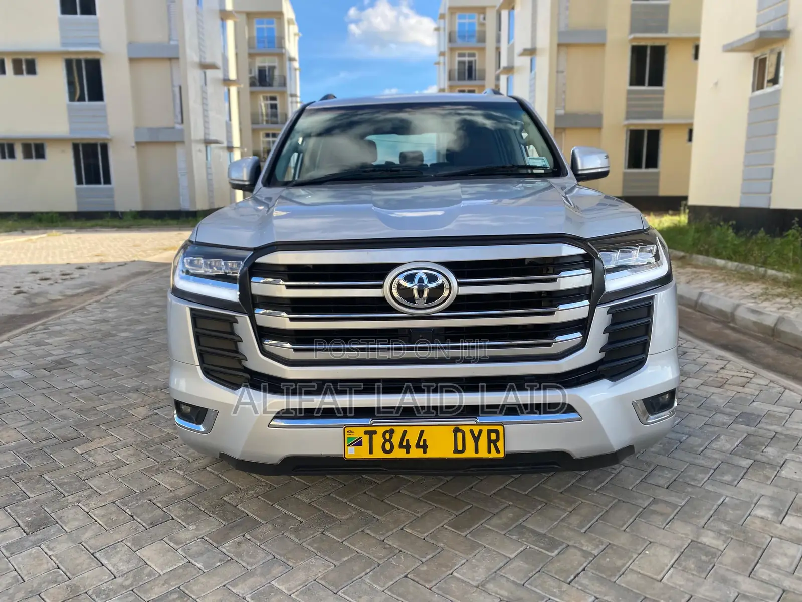 Toyota Land Cruiser 4.5 V8 GX-R 2012 Silver