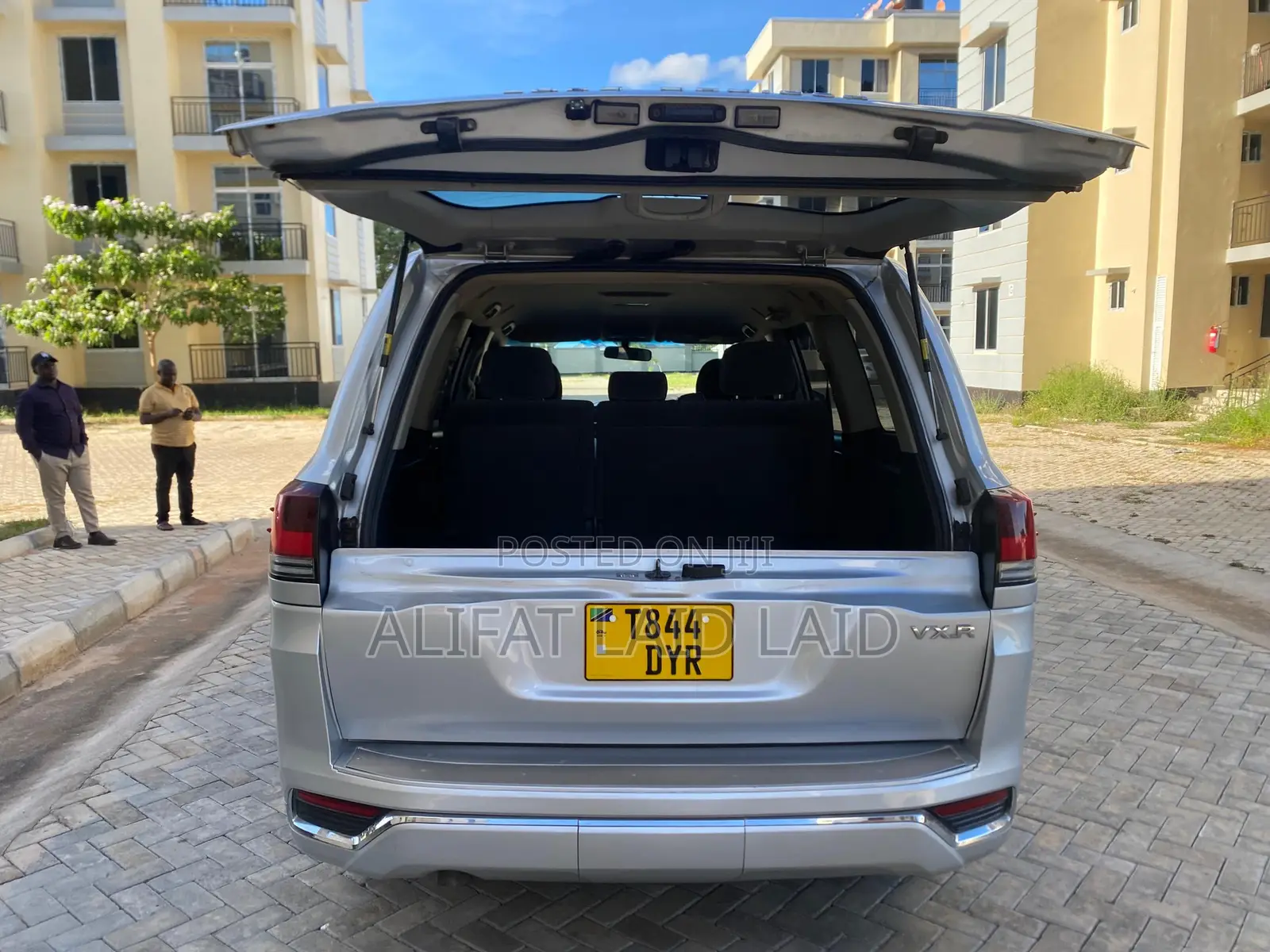 Toyota Land Cruiser 4.5 V8 GX-R 2012 Silver