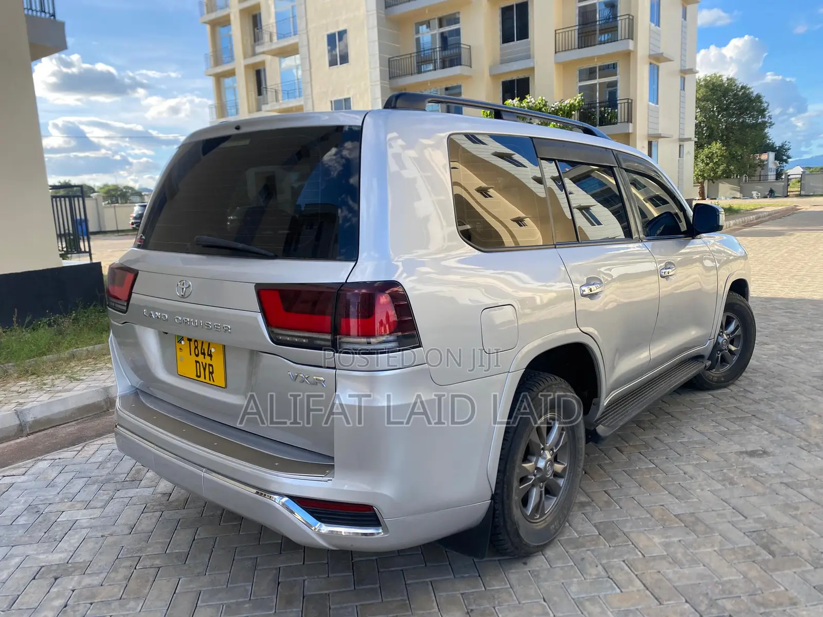 Toyota Land Cruiser 4.5 V8 GX-R 2012 Silver