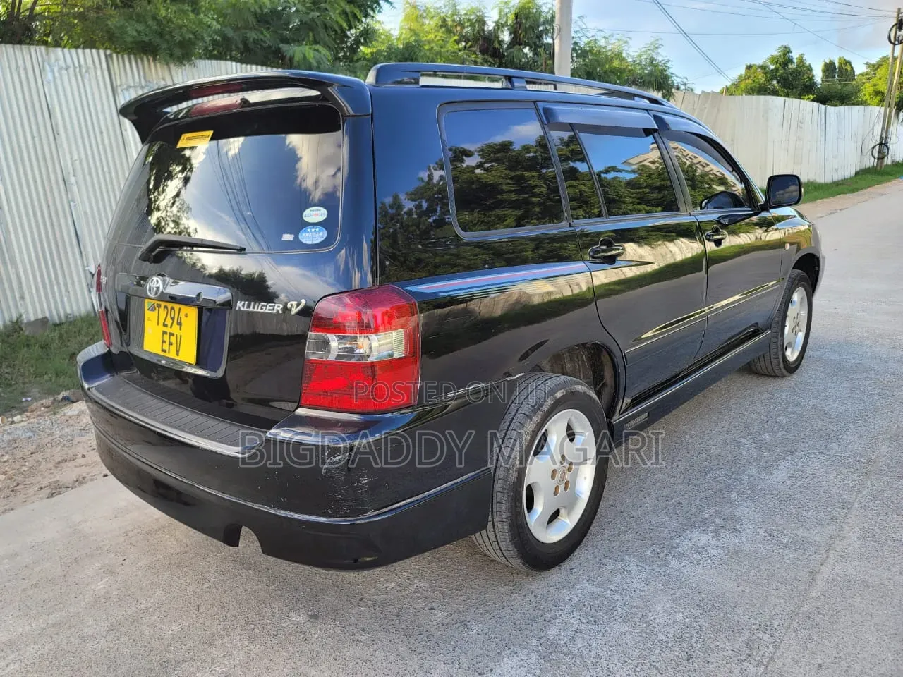 Toyota Kluger 2004 Black