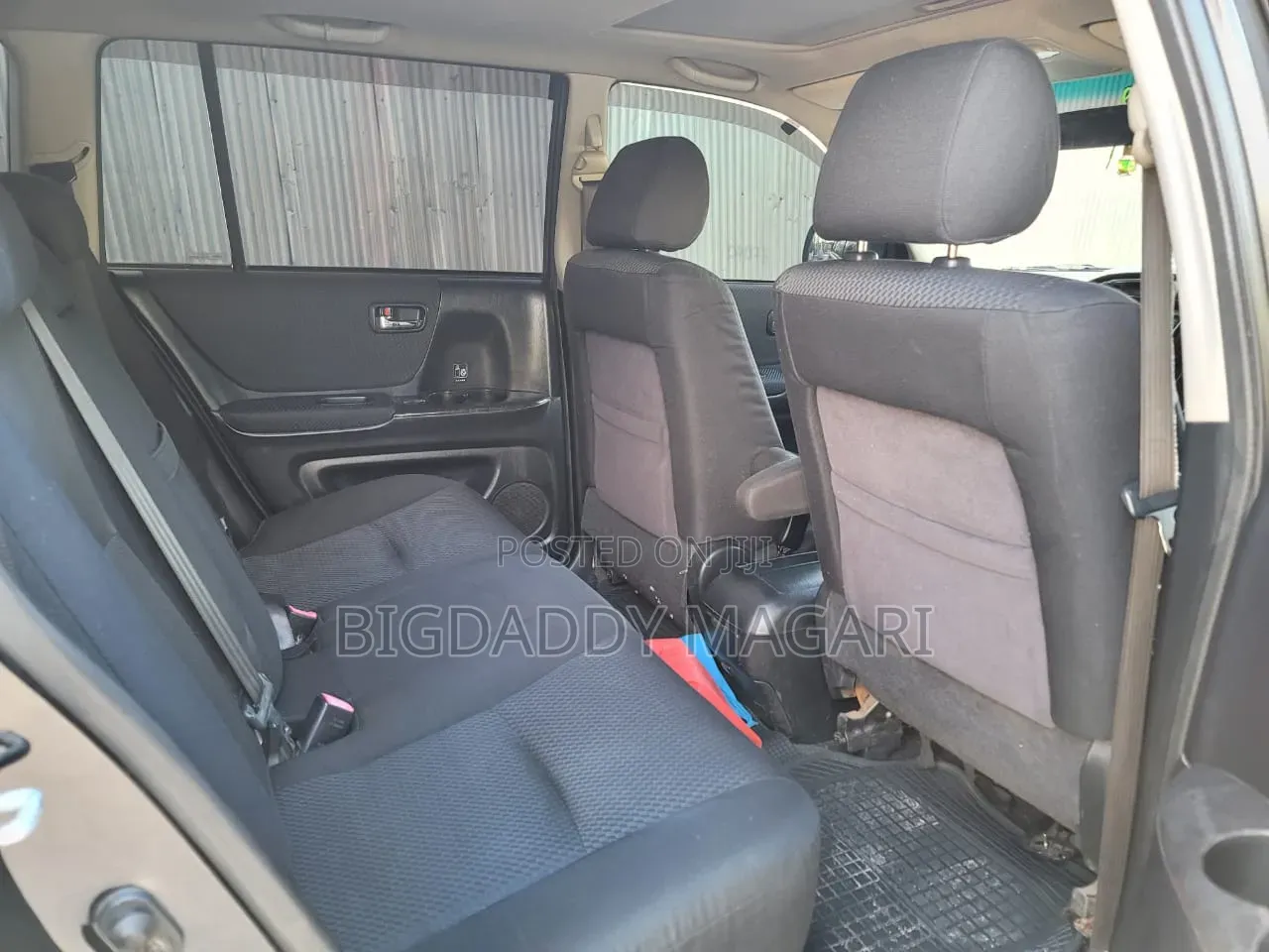 Toyota Kluger 2004 Black