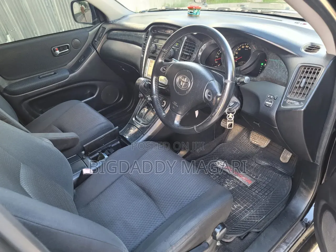 Toyota Kluger 2004 Black