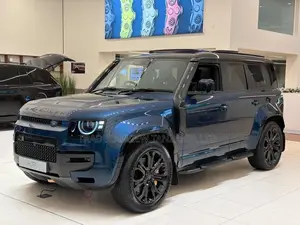New Land Rover Defender 110 P635 OCTA 2025 Blue