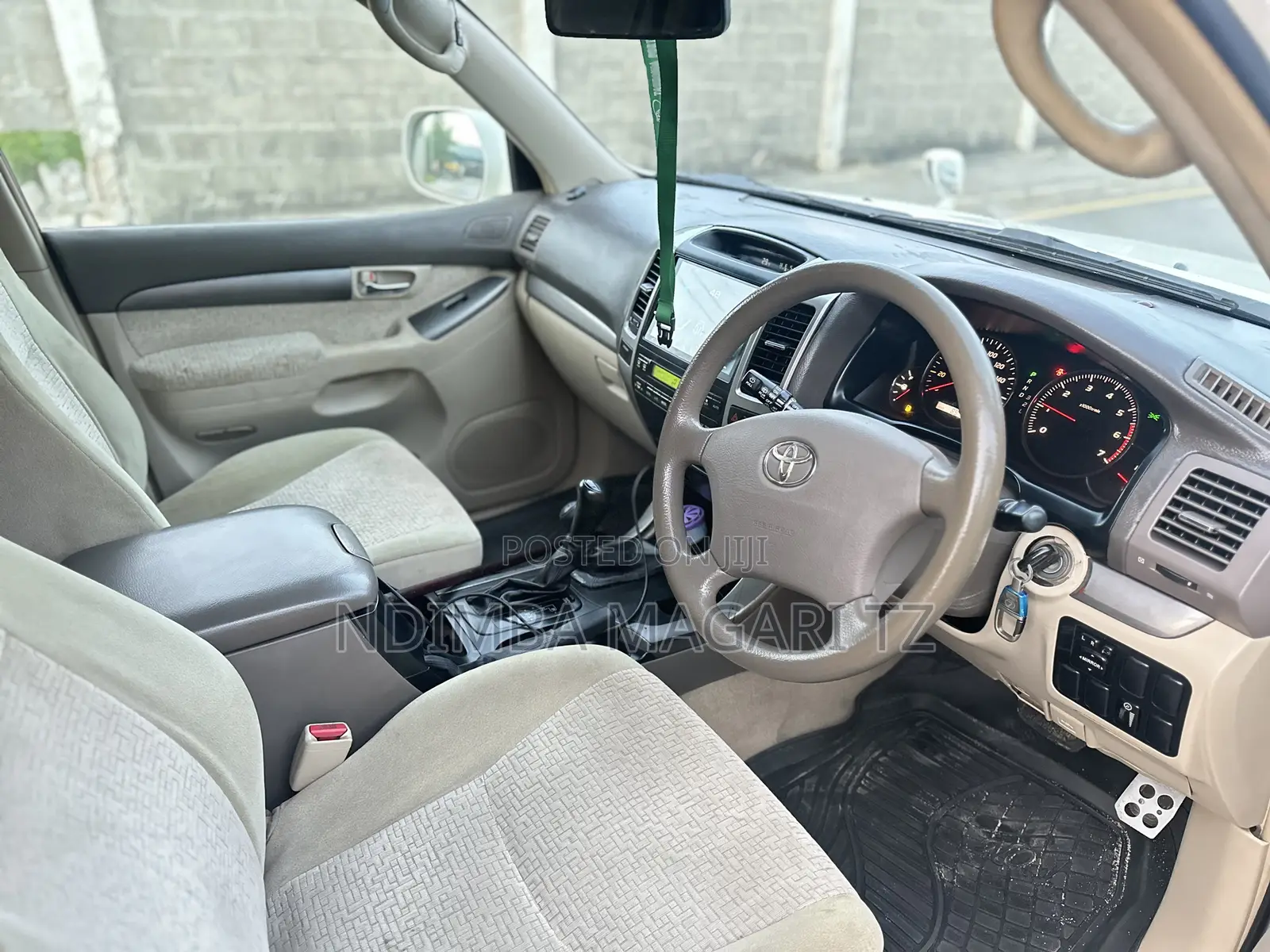 Toyota Land Cruiser Prado 2004 Pearl
