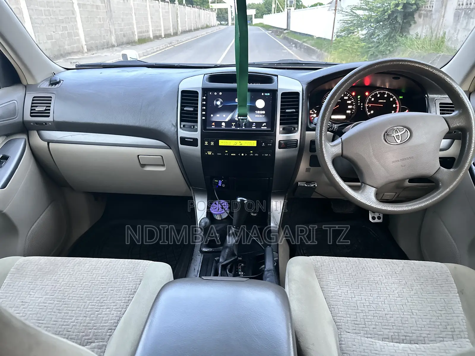 Toyota Land Cruiser Prado 2004 Pearl