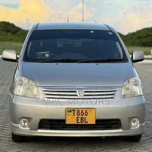 Toyota Raum 1.5 FWD 2005 Beige