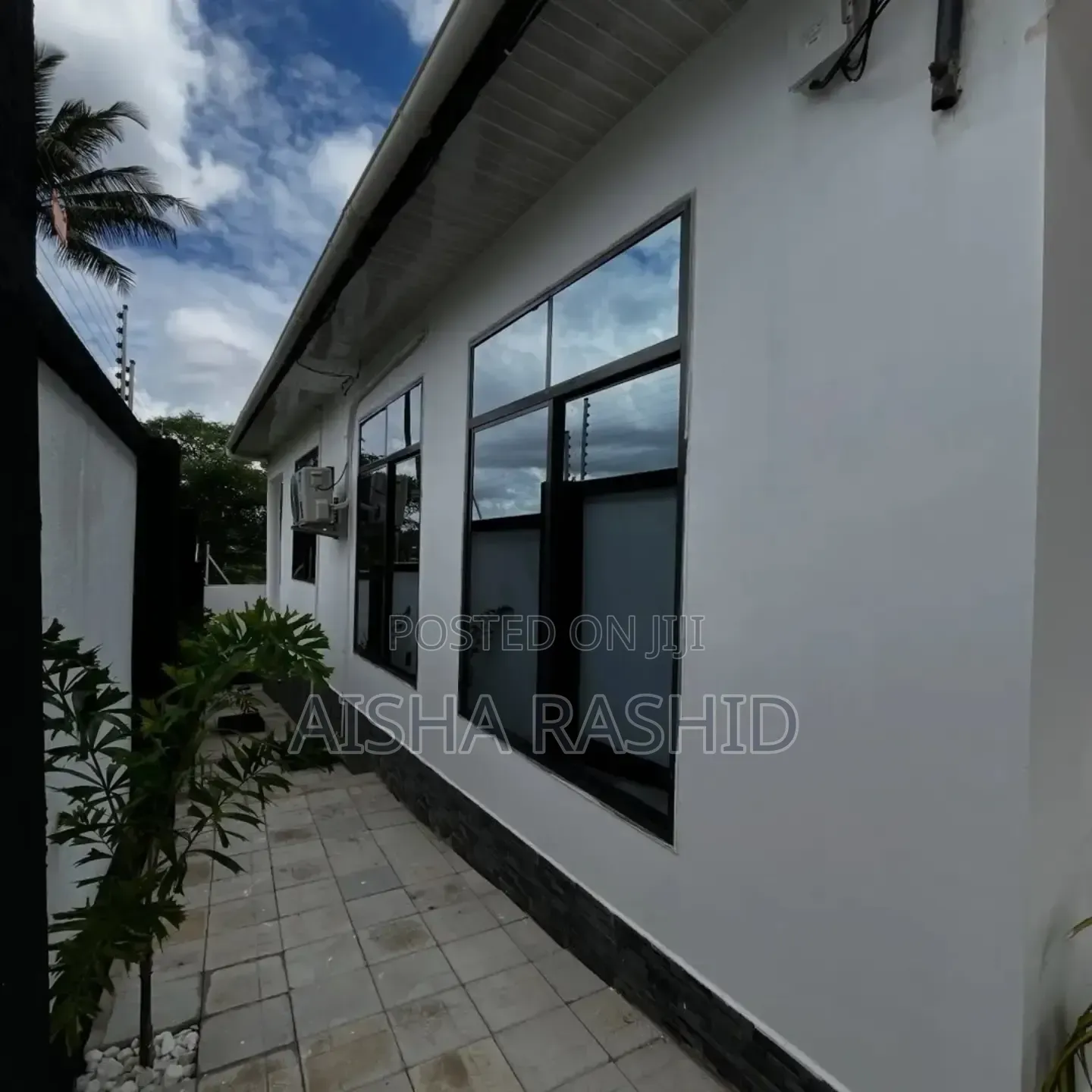 3bdrm House in Goba for sale