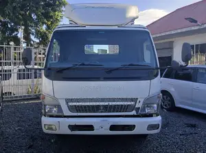 Mitsubishi Canter 3.5 Tonnes Unregistered(Mpya).