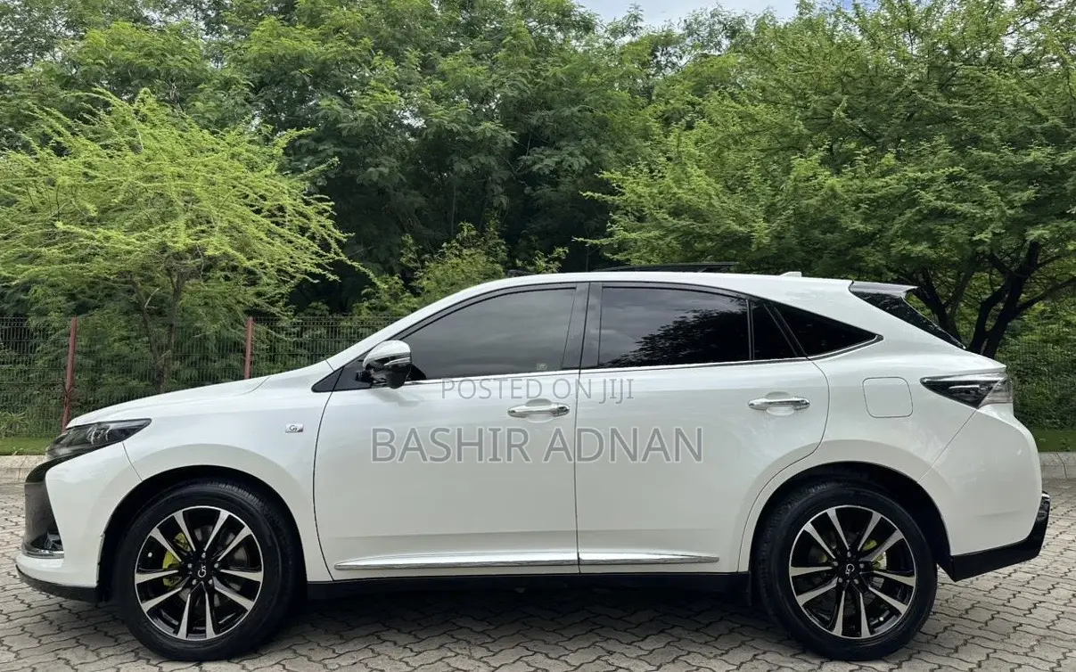 Toyota Harrier 2.0 2015 White