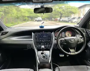 Toyota Harrier 2.0 2015 White