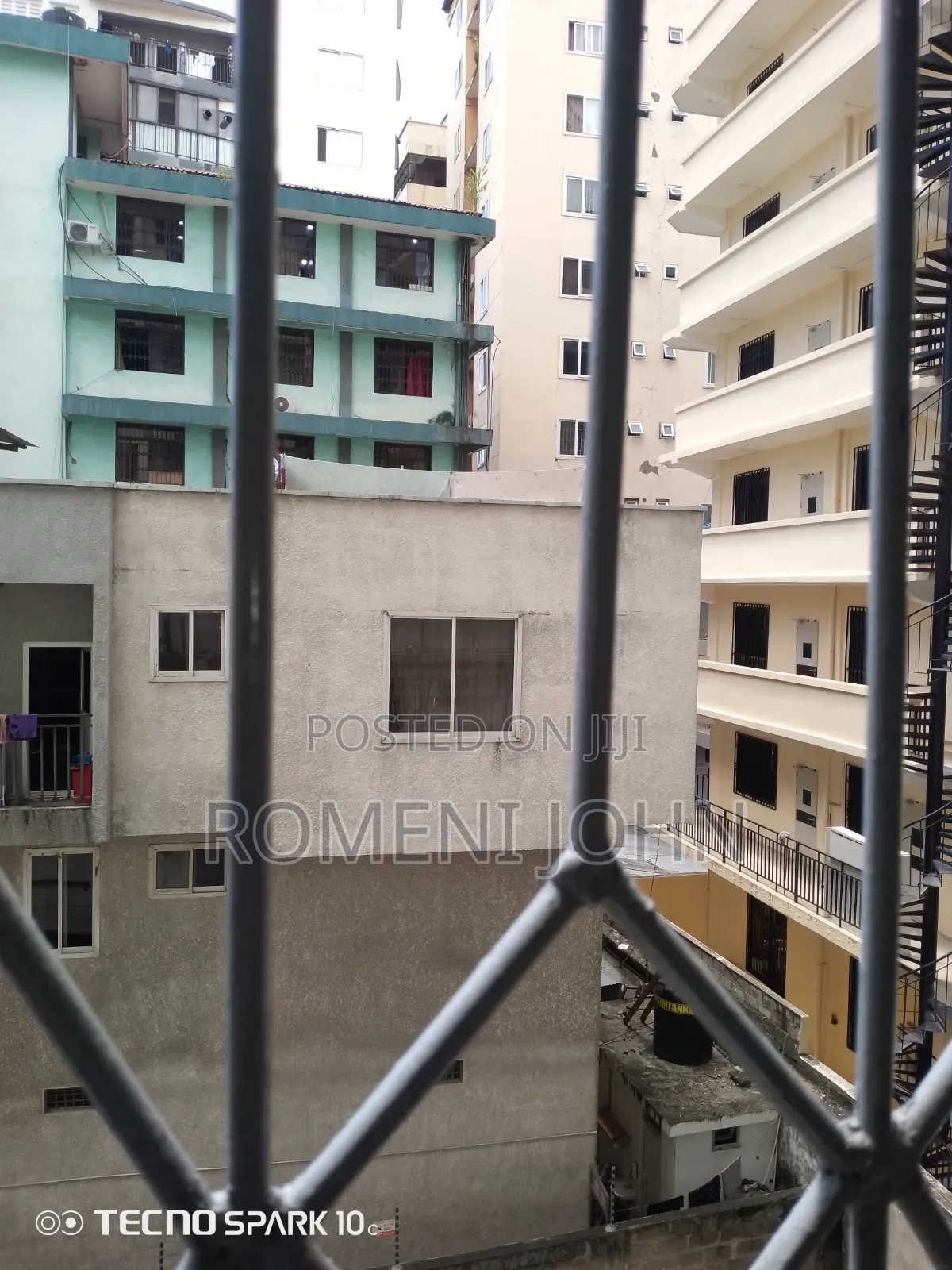 3bdrm Apartment in Tanzania Daresalaam, Ukonga for sale