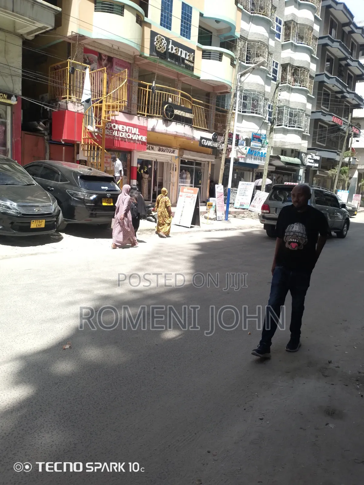 3bdrm Apartment in Tanzania Daresalaam, Ukonga for sale
