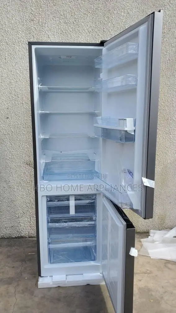 Hisense Refrigerator (Water Dispenser) 264 Litres