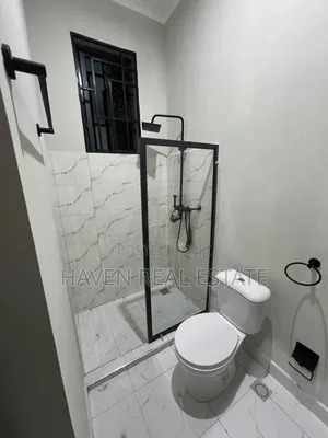 Furnished 2bdrm Apartment in Ada Estate for rent