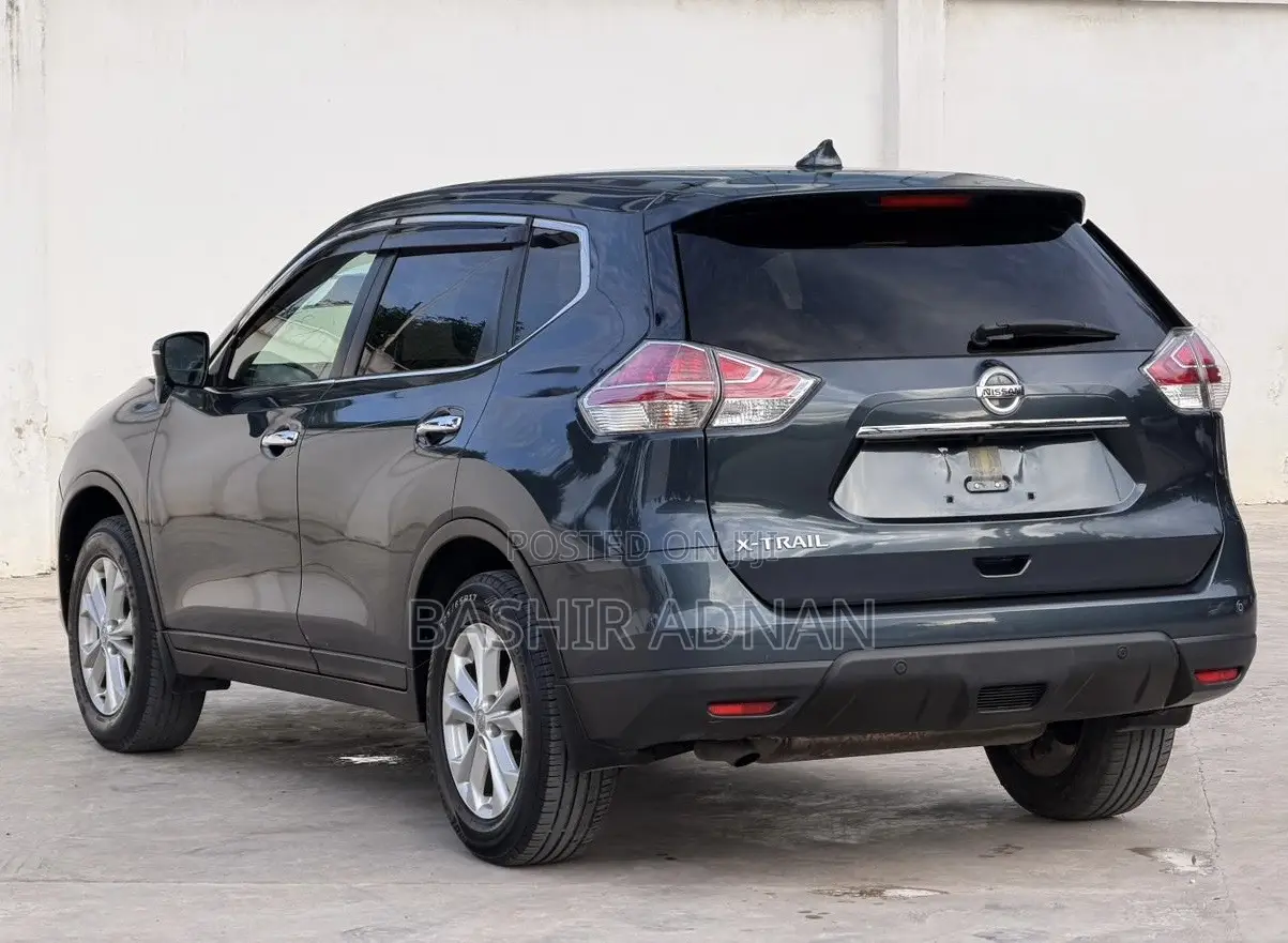 Nissan X-Trail 2.0 Petrol FWD 2014 Blue
