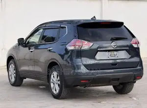 Nissan X-Trail 2.0 Petrol FWD 2014 Blue