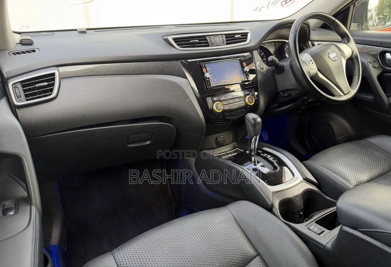 Nissan X-Trail 2.0 Petrol FWD 2014 Blue