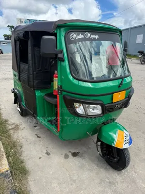 TVS King Deluxe Plus iTouch Start 2025 Green