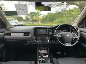 Mitsubishi Outlander 2013 Black