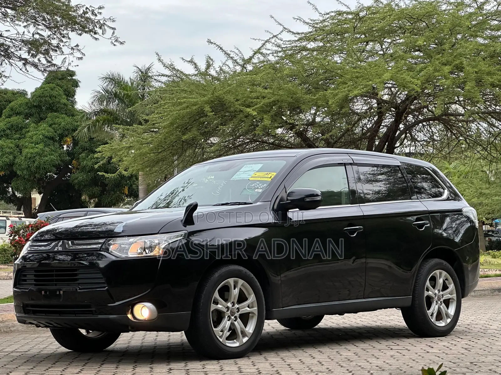 Mitsubishi Outlander 2013 Black