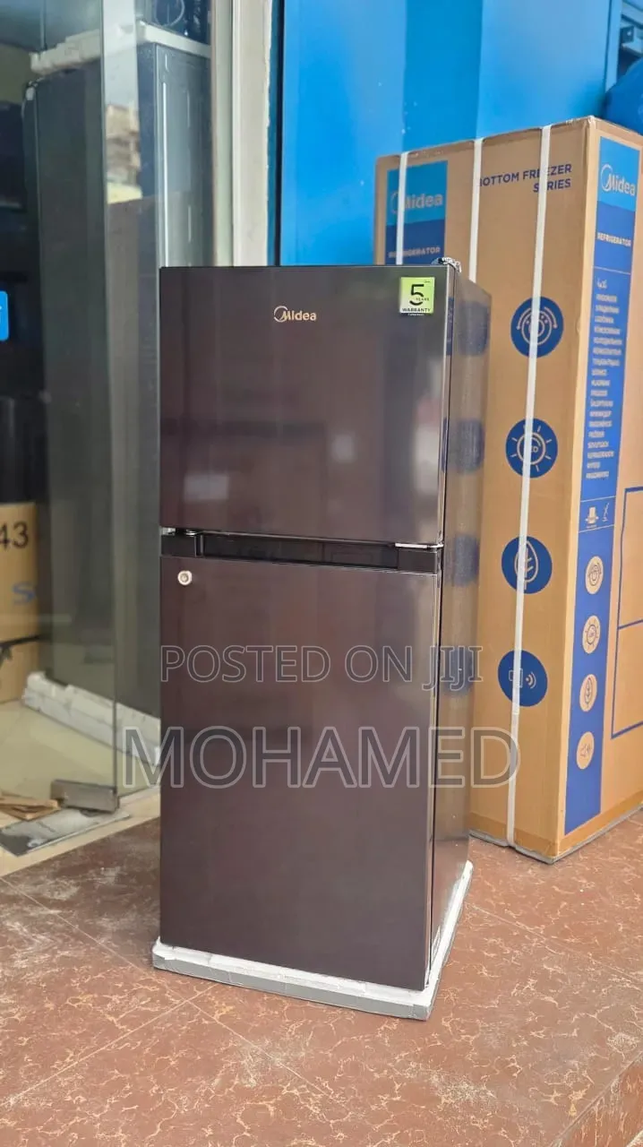 “Fridge Kali Ya Tu  – Midea 127l, Ndogo Lakini Powerful!”