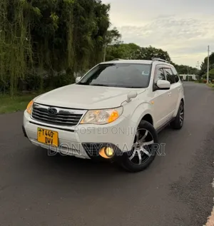 Subaru Forester 2010 White