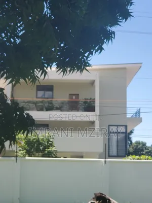8bdrm House in Masaki for rent
