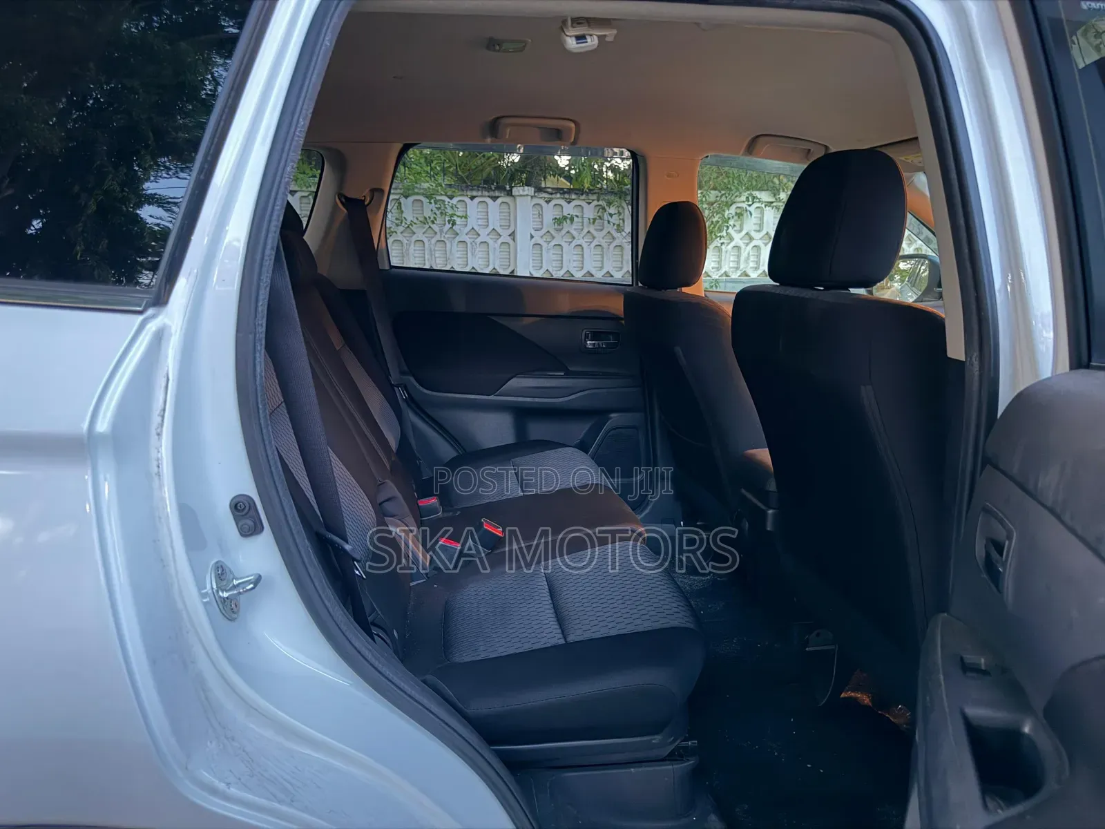 Mitsubishi Outlander 2013 White