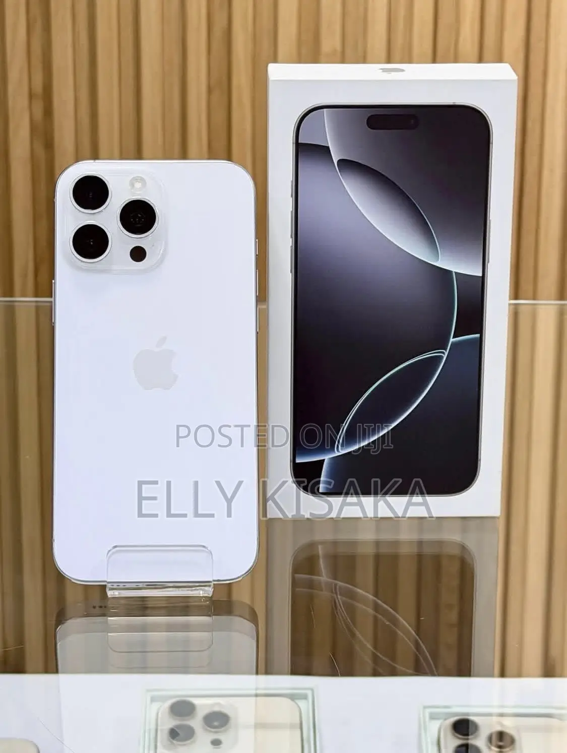 New Apple iPhone 16 Pro Max 256 GB White