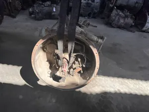 Howo First Gear
10 Gear Transmission