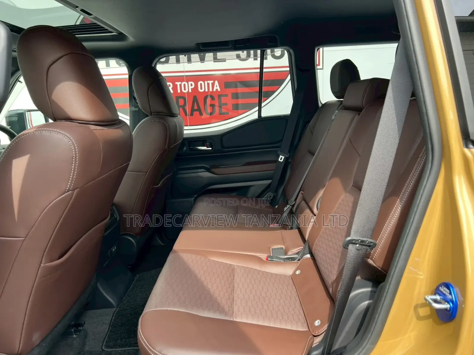 Toyota Land Cruiser LC250 2024 Gold